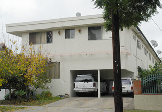 4213 Sunset Dr in Los Angeles, CA - Building Photo - Building Photo