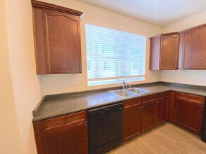 3126 Sterling Ridge Cir in Sparks, NV - Foto de edificio - Building Photo