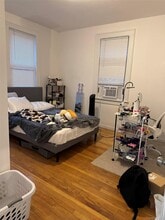 39-14 214th Pl in Queens, NY - Building Photo - Building Photo