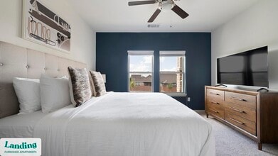 2825 Main St, Unit 527 in Buda, TX - Foto de edificio - Building Photo