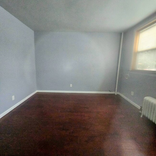 34-36-36 9th St in Queens, NY - Building Photo - Building Photo