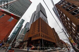 28 Widmer St in Toronto, ON - Building Photo