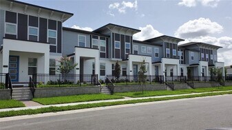 7361 Alpine Butterfly Ln in Orlando, FL - Building Photo