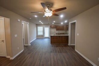 1631 Seattle Slew St in Prairie Grove, AR - Building Photo - Building Photo