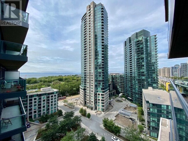 property at 209-1209 Fort York Blvd