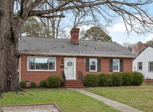 5517 Danley Ln in Richmond, VA - Building Photo - Building Photo