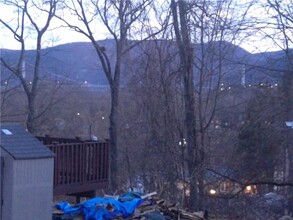 7 Hemlock St in Fort Montgomery, NY - Building Photo - Building Photo