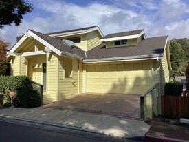 288 Dry Creek Rd in Aptos, CA - Building Photo