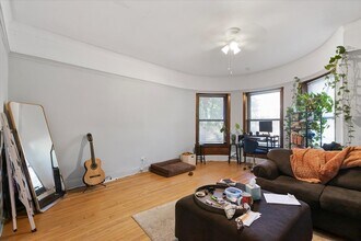 5018 S Blackstone Ave in Chicago, IL - Building Photo - Building Photo