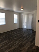 9740 Silver Dollar Ln in Reno, NV - Building Photo - Building Photo