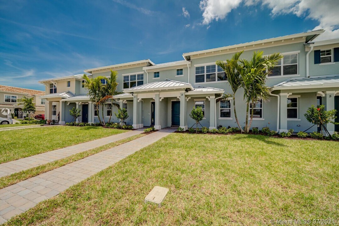 1280 Eucalyptus Dr-Unit -3 in Hollywood, FL - Foto de edificio