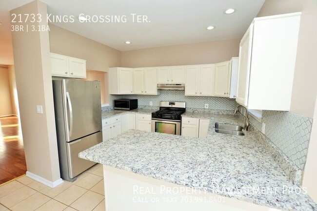 21733 Kings Crossing Terrace in Ashburn, VA - Building Photo - Building Photo