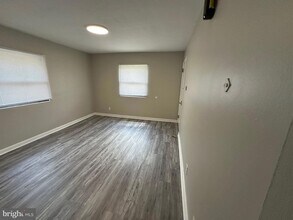 564 Grand Ave in Ewing Township, NJ - Building Photo - Building Photo