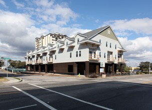 Oceans Seven in Myrtle Beach, SC - Building Photo - Building Photo