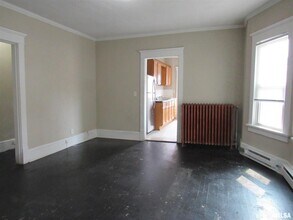 1701 25th St, Unit 4 in Rock Island, IL - Building Photo - Building Photo