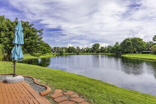 9119 Limetree Ln in Pembroke Pines, FL - Building Photo