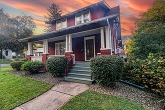 6 Sanger Ave in New Hartford, NY - Building Photo - Building Photo