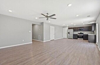2500 Feathersound Wy in Lexington, KY - Building Photo - Building Photo