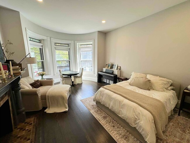 112 Pinckney St in Boston, MA - Building Photo - Building Photo