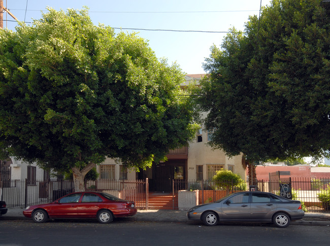 1513 Apartments in Los Angeles, CA - Foto de edificio - Building Photo