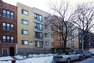 Winthrop Station Apartments in Chicago, IL - Building Photo - Building Photo