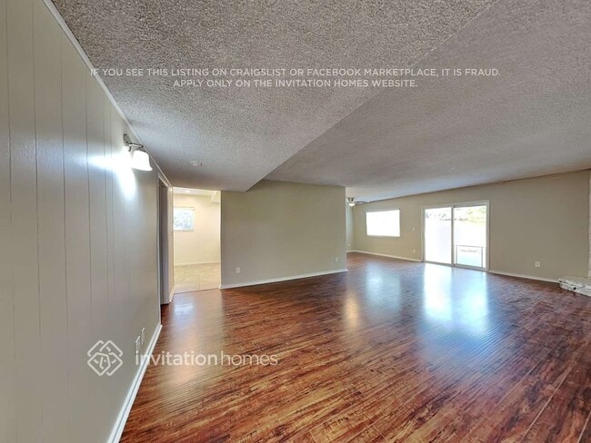 15857 Liggett St in Los Angeles, CA - Building Photo - Building Photo