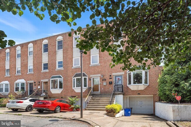 property at 2809 Ogden St