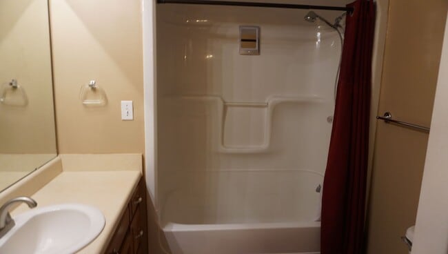 2602 Carmon Dr in Valdosta, GA - Building Photo - Building Photo