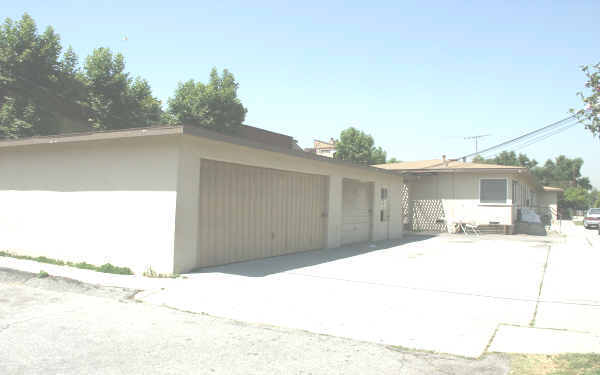 1004 S Marengo Ave in Alhambra, CA - Foto de edificio