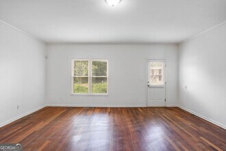 2145 Hollywood Dr NW in Atlanta, GA - Building Photo - Building Photo