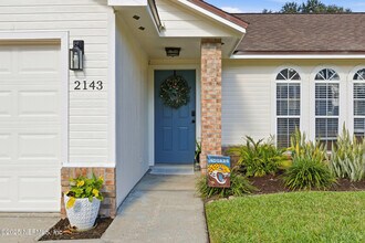2143 Lady Di Ln in Jacksonville, FL - Building Photo - Building Photo