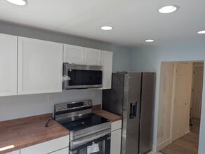 614 W 8th St in Wilmington, DE - Building Photo - Building Photo