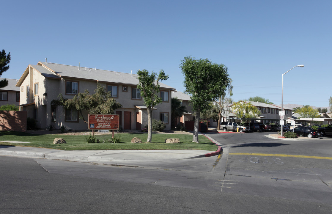 Las Casas III in Coachella, CA - Foto de edificio