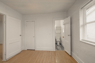 20 W 77th Terrace in Kansas City, MO - Building Photo - Building Photo