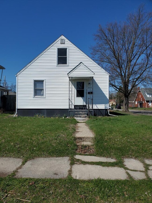 2601 Prast Blvd in South Bend, IN - Building Photo - Building Photo