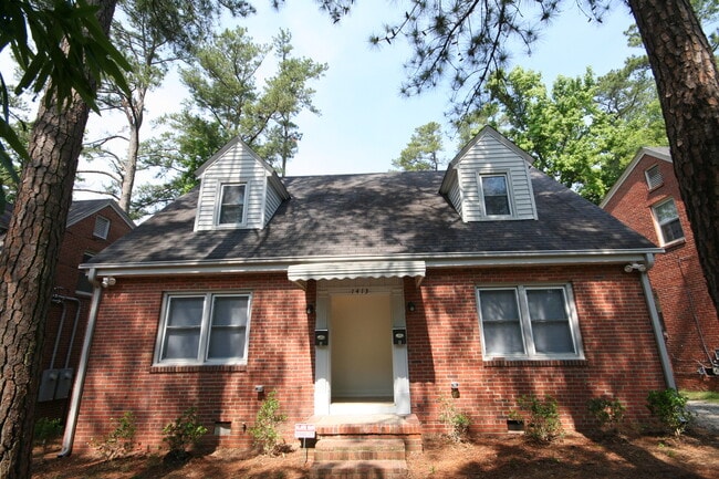 property at 1413 Clarendon St