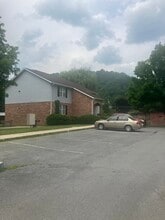 Heintz House in Union, WV - Foto de edificio - Building Photo