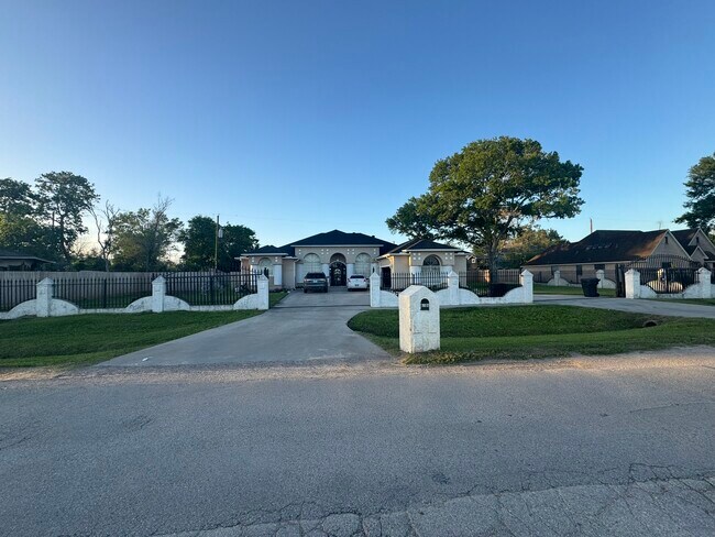 property at 6109 Fuqua St