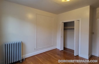 19 Mora St, Unit 5 in Boston, MA - Building Photo - Building Photo