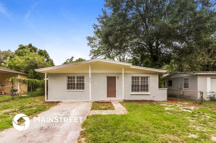 6806 Lyman Ave in Tampa, FL - Building Photo