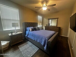 22503 E Calle de Flores in Queen Creek, AZ - Foto de edificio - Building Photo