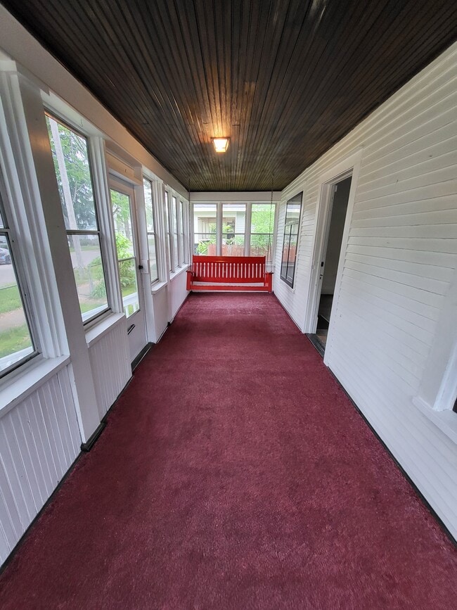765 W Dale Ave in Muskegon, MI - Building Photo - Building Photo
