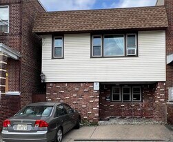 330 Sip Ave in Jersey City, NJ - Building Photo