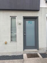 4801 S Congress Ave, Unit Apt P2 in Austin, TX - Foto de edificio - Building Photo