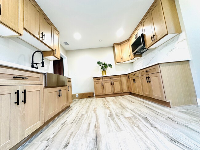 9382 Bixby Ave in Garden Grove, CA - Building Photo - Building Photo