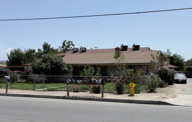 40381 Mayberry Ave in Hemet, CA - Building Photo - Building Photo