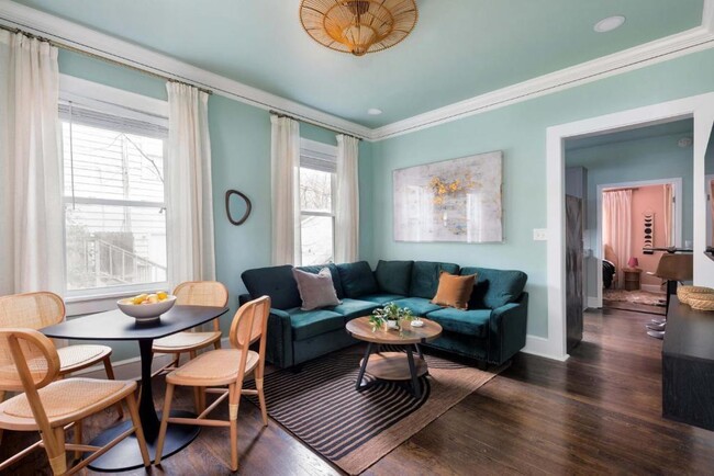 1351 Oxford Rd NE in Atlanta, GA - Building Photo - Building Photo