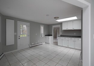 4 Sterling Ln in Westford, MA - Building Photo - Building Photo