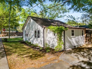 324 Pine St NE in Marietta, GA - Building Photo - Building Photo