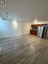 6045 Dunn St in Niagara Falls, ON - Building Photo - Building Photo